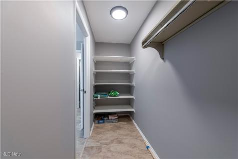 12550 Lake Avenue Lakewood OH 44107