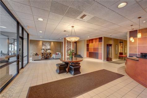 12550 Lake Avenue Lakewood OH 44107