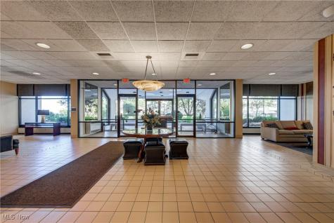 12550 Lake Avenue Lakewood OH 44107