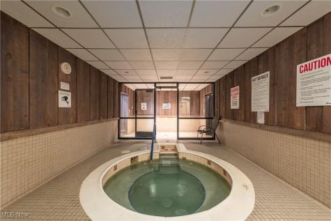 12550 Lake Avenue Lakewood OH 44107