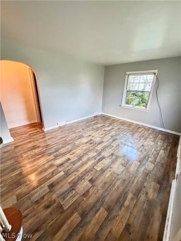 461 Francisca Avenue Youngstown OH 44504