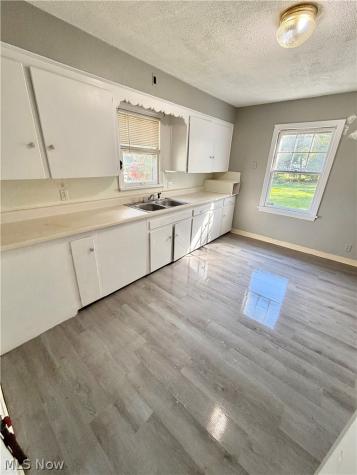 461 Francisca Avenue Youngstown OH 44504