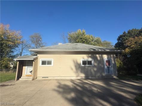 758 Union Street Youngstown OH 44502