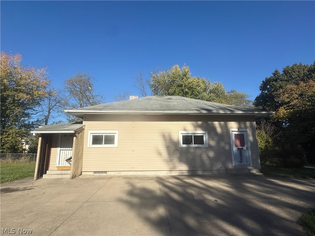 758 Union Street Youngstown OH 44502