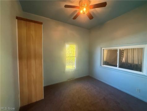 758 Union Street Youngstown OH 44502