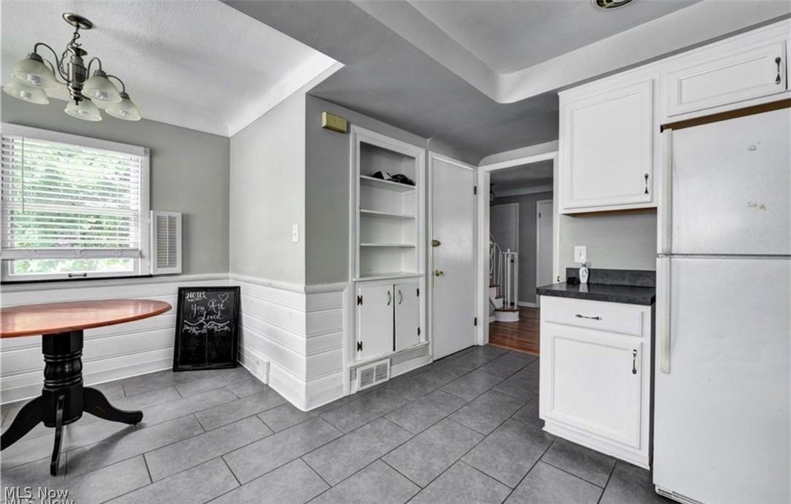 3932 Meadowbrook Boulevard University Heights OH 44118