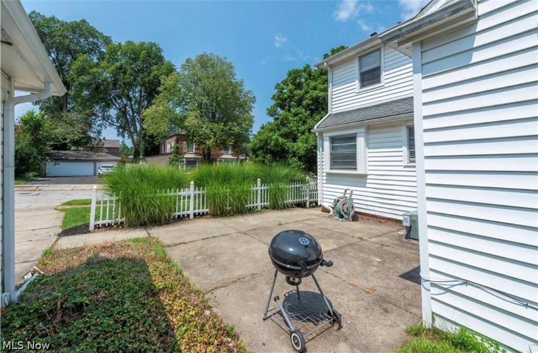 3932 Meadowbrook Boulevard University Heights OH 44118