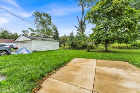 22576 Coulter Avenue Euclid OH 44117