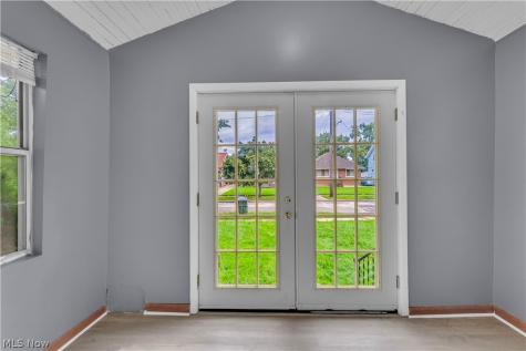 22576 Coulter Avenue Euclid OH 44117