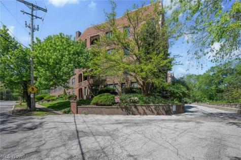 11430 Cedar Glen Parkway Cleveland OH 44106