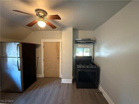 6014 Madison Avenue Cleveland OH 44102