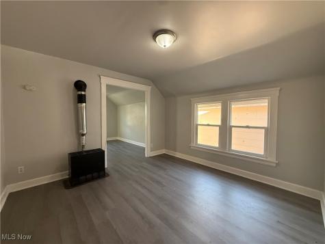 6014 Madison Avenue Cleveland OH 44102