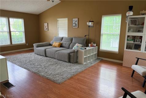 167 Creekledge Lane Copley OH 44321