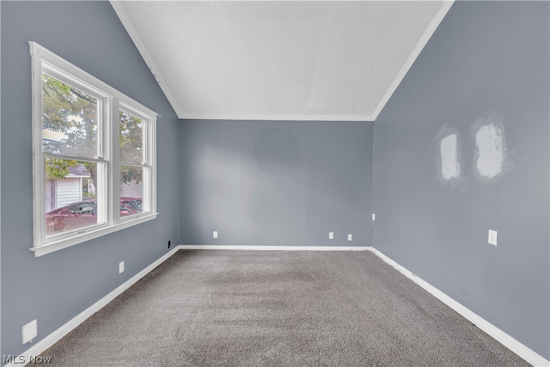 15901 Edgewood Avenue Cleveland OH 44137
