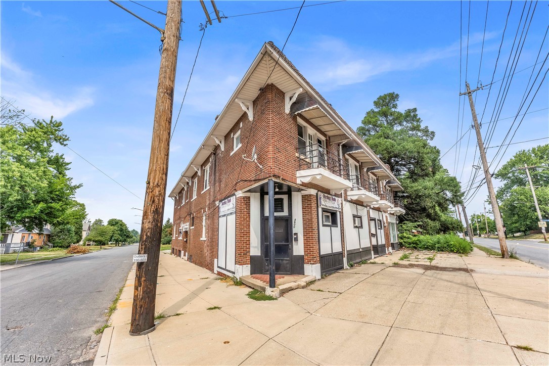 4600 Division Avenue Cleveland OH 44102