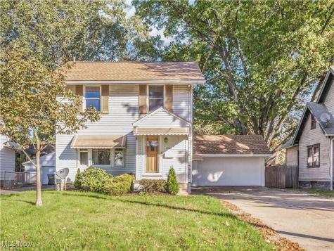 1023 Sackett Avenue Cuyahoga Falls OH 44221