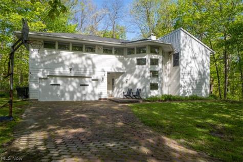 3812 Ellendale Road Moreland Hills OH 44022
