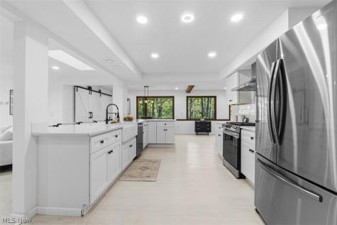 3812 Ellendale Road Moreland Hills OH 44022