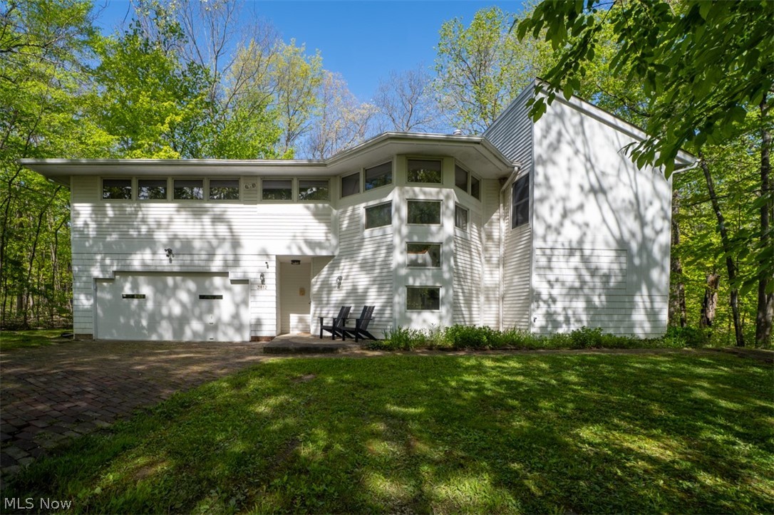 3812 Ellendale Road Moreland Hills OH 44022