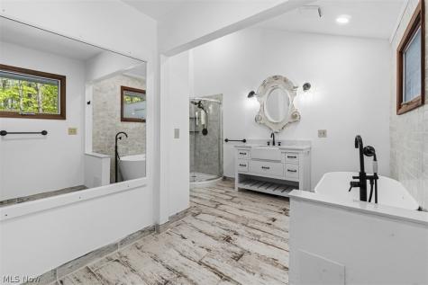 3812 Ellendale Road Moreland Hills OH 44022