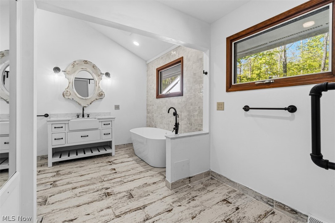 3812 Ellendale Road Moreland Hills OH 44022