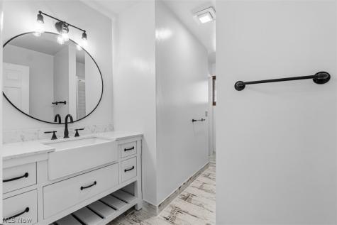 3812 Ellendale Road Moreland Hills OH 44022