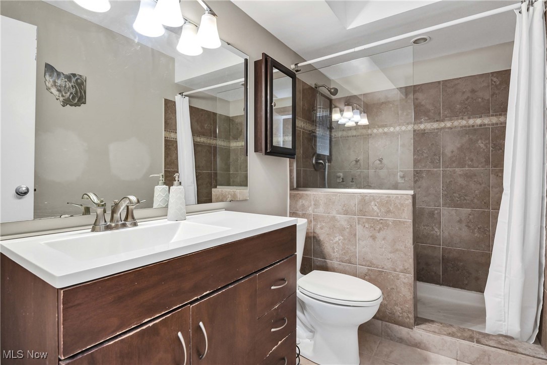 12900 Lake Avenue Lakewood OH 44107