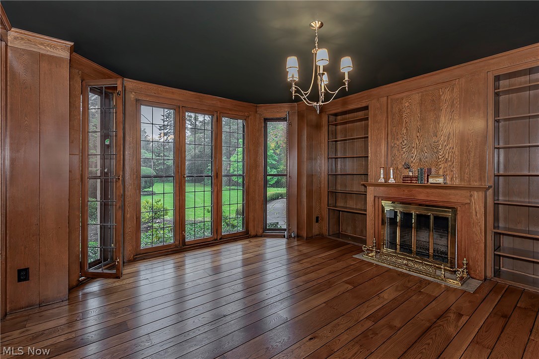 18420 Shelburne Road Shaker Heights OH 44118