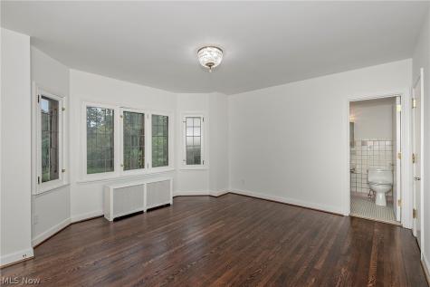 18420 Shelburne Road Shaker Heights OH 44118