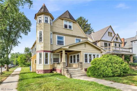 3624 Archwood Avenue Cleveland OH 44109