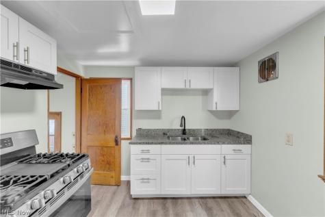 22950 Ivan Avenue Euclid OH 44123