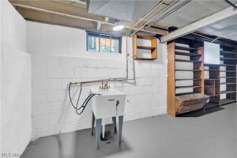 22950 Ivan Avenue Euclid OH 44123
