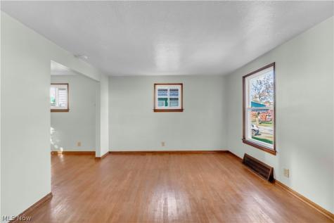 22950 Ivan Avenue Euclid OH 44123