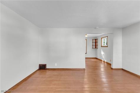 22950 Ivan Avenue Euclid OH 44123