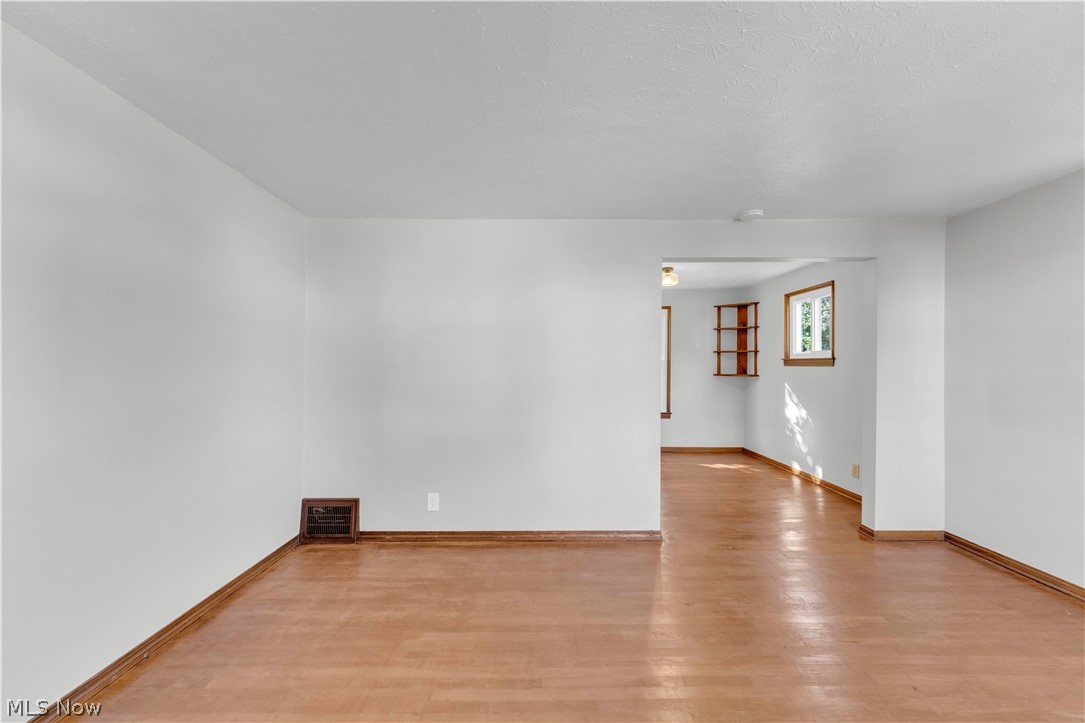 22950 Ivan Avenue Euclid OH 44123
