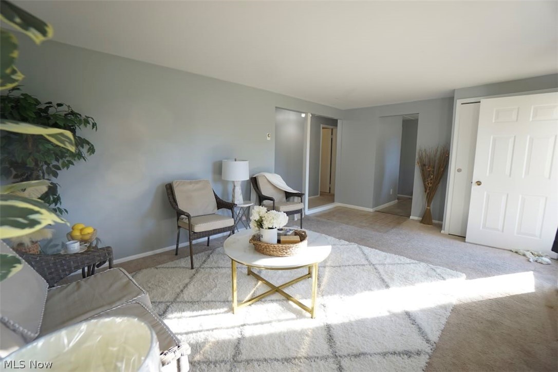211 Hilltop Drive Chardon OH 44024