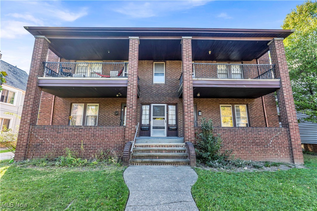 1512 W 116th Street Cleveland OH 44102
