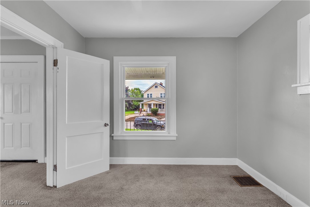4723 E 94th Street Garfield Heights OH 44125