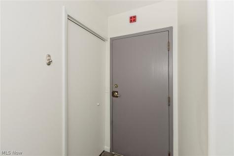 26101 Village Lane Beachwood OH 44122