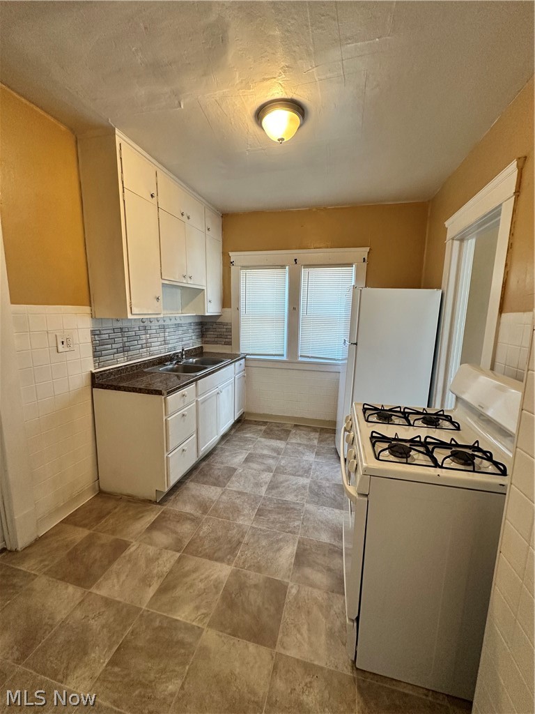 816 London Road Cleveland OH 44110