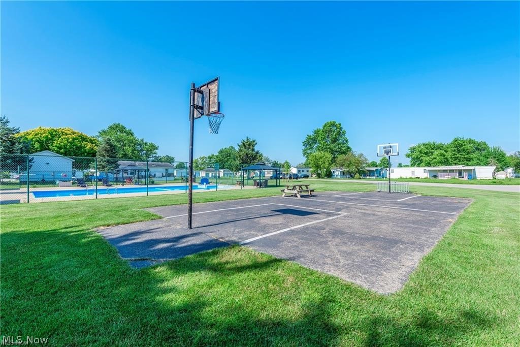 240 Cherry Bottom Glen Elyria OH 44035