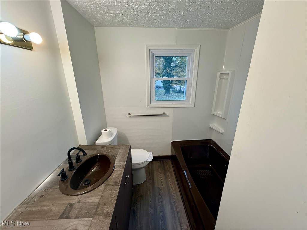 846 Lee Drive Akron OH 44305