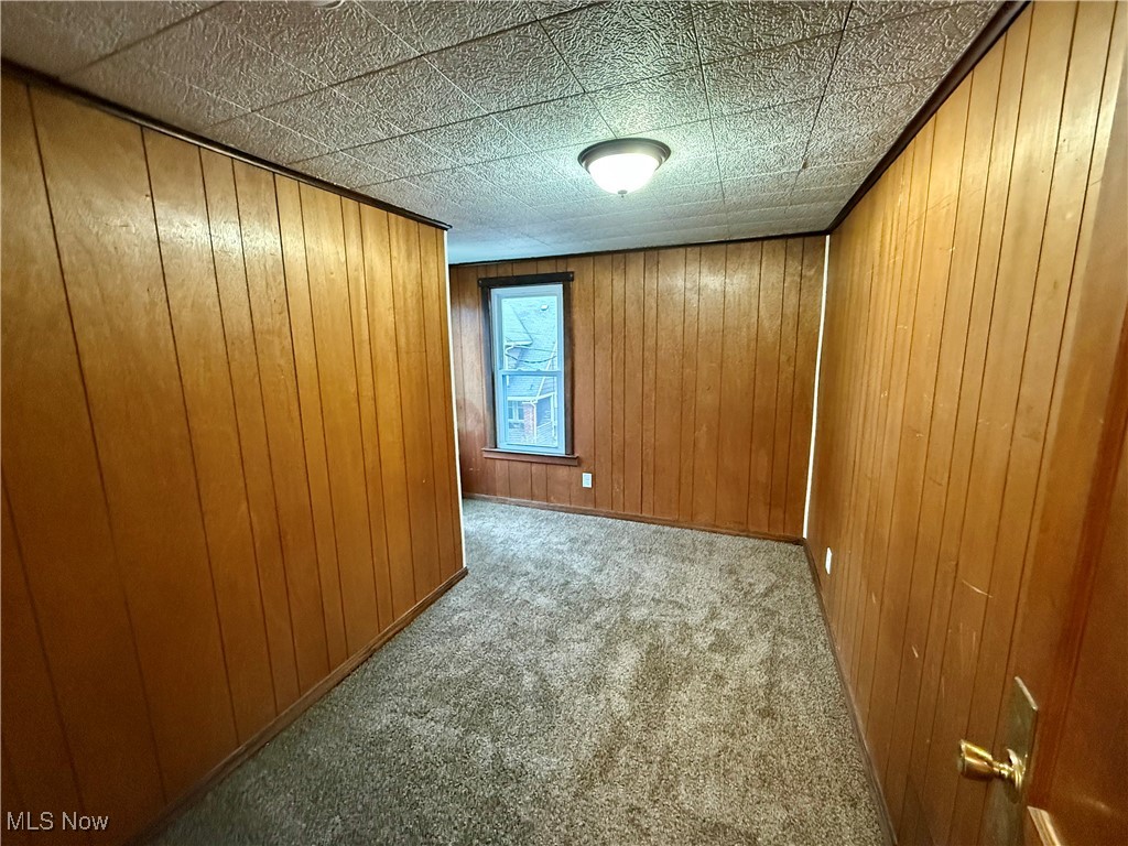 846 Lee Drive Akron OH 44305