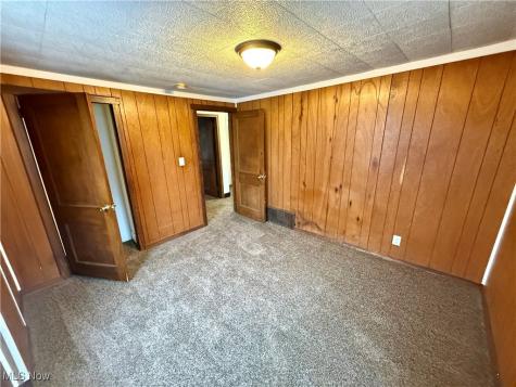 846 Lee Drive Akron OH 44305