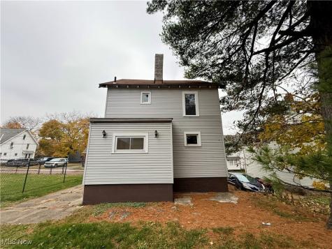 846 Lee Drive Akron OH 44305