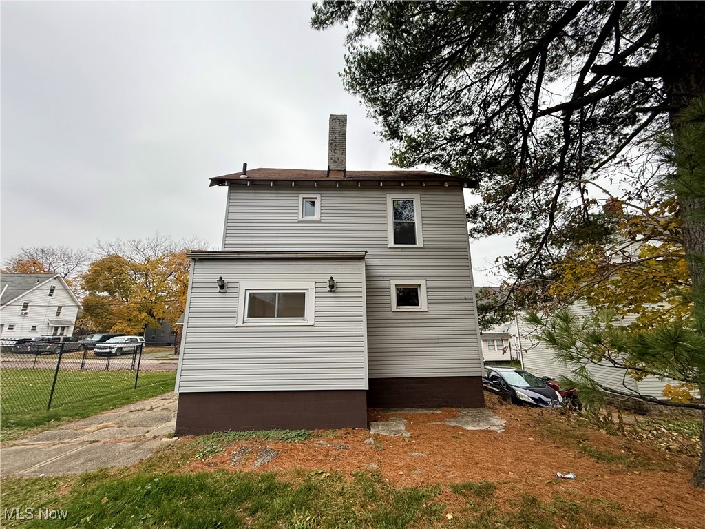 846 Lee Drive Akron OH 44305