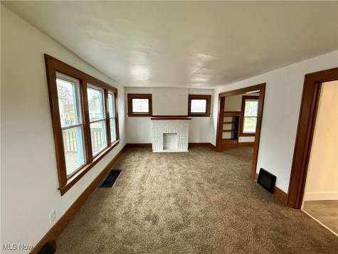 846 Lee Drive Akron OH 44305