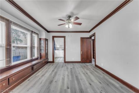 1042 Mozina Drive Cleveland OH 44119