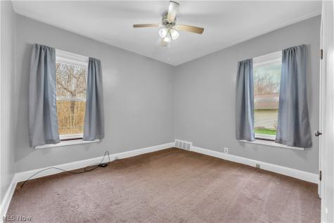 1042 Mozina Drive Cleveland OH 44119