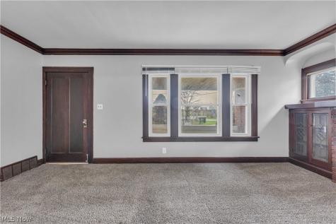 1042 Mozina Drive Cleveland OH 44119